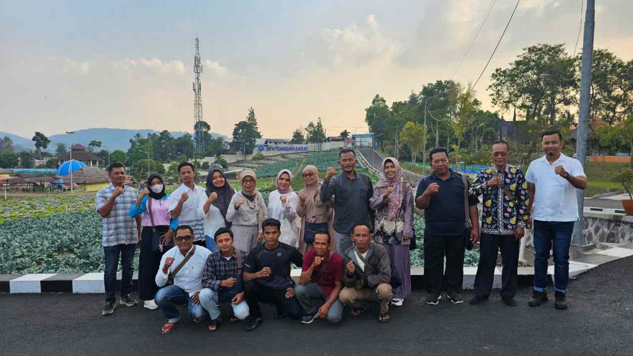 Gallery Bimbingan Teknis dan Uji Kompetensi Sertifikat Profesi BNSP PUBLIC AREA CLEANER BPVP Bandung Barat Gallery Bimbingan Teknis dan Uji Kompetensi Sertifikat Profesi BNSP PUBLIC AREA CLEANER BPVP Bandung Barat