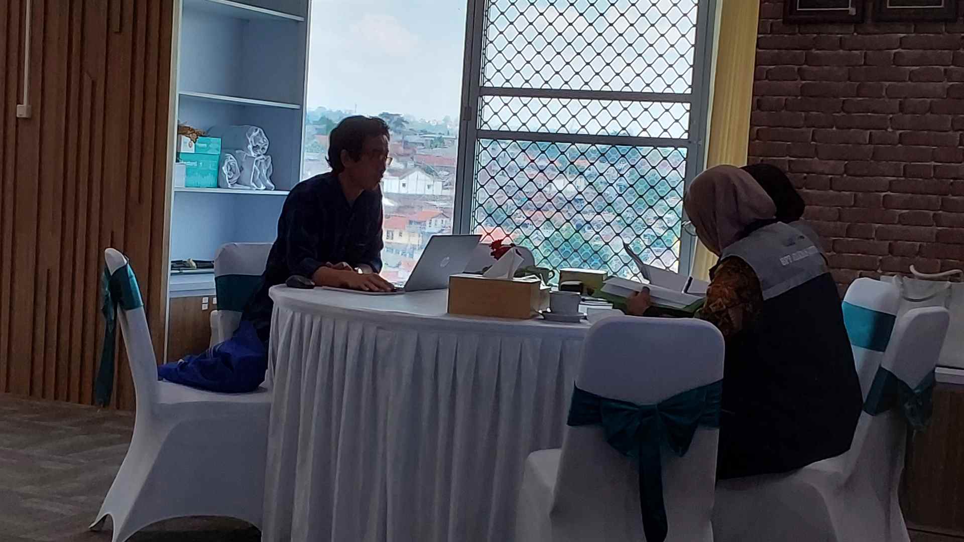 Gallery Bimbingan Teknis dan Uji Kompetensi Sertifikat Profesi BNSP PUBLIC AREA CLEANER PLN Semarang Jawa Tengah Gallery Bimbingan Teknis dan Uji Kompetensi Sertifikat Profesi BNSP PUBLIC AREA CLEANER PLN Semarang Jawa Tengah